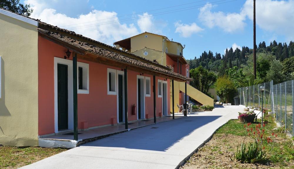 Joanna Apartments Κοντόκαλι Εξωτερικό φωτογραφία