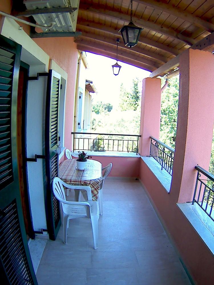 Joanna Apartments Κοντόκαλι Εξωτερικό φωτογραφία
